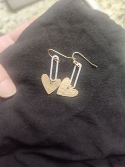 Heart dangling earrings