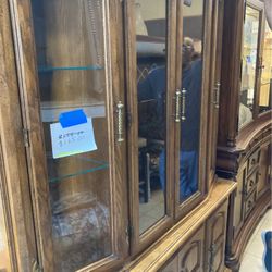 Curio Cabinet 3 Shelves. 4 Drawer 