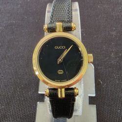 AUTH Gucci Stack 6J Swiss 21mm Watch Original Leather Strap For Parts Or Repair 