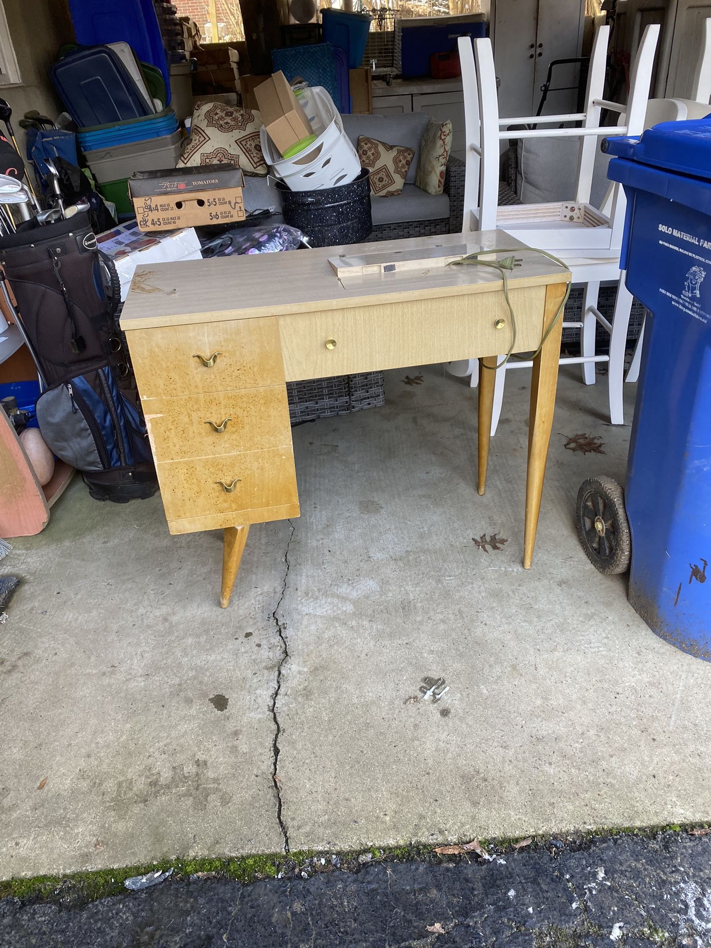 Sewing Machine In Table