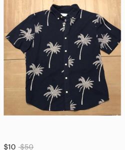 GAP Short-Sleeved Oxford Palm Tree Print Size Small