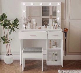 Vanity, Vanity Desk with Mirror, Large Drawer and Power Socket with 11 Light Bulbs and 3 Adjustable Lighting Modes, Vanity Table Ideal for Bedroom