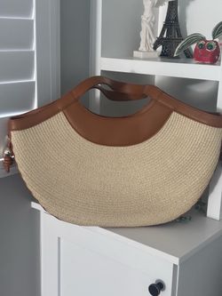 NWT Prinzzesa Boutique Straw & Leatherette Bag
