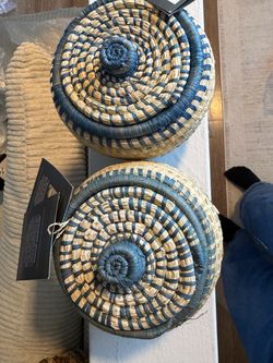 Woven Seagrass Lidded Baskets Set of 2