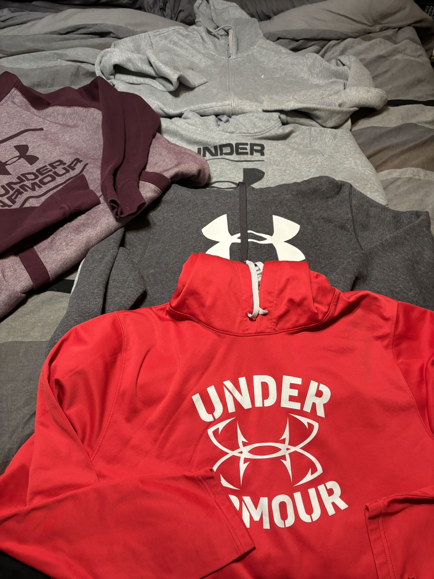 Mens Size XL Under Armour And Nike Hoodie Lot