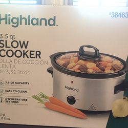 Highland 3.5 Quart Stainless Steel Oval Slow Cooker New for Sale