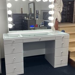 White Vanity Mirror W/ Bluetooth And Desk