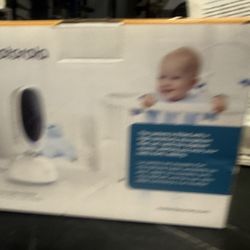 Motorola VM75 Video Baby Monitor w/ 5" Color Screen & Camera | Two-Way Talk, Lullabies, Remote Zoom