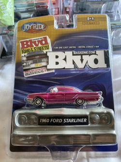 Blvd 1960 Ford Starliner 