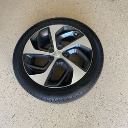 Hyundai Rim & Tire