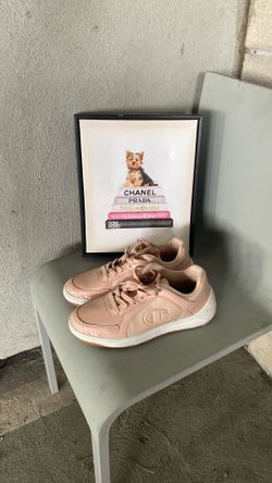 Women’s shoes