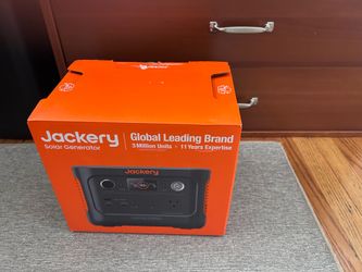 Jackery Explorer 300 Plus Portable Power Station