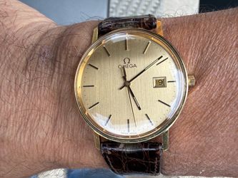 Omega 18 Karat gold case