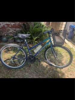 26’ diamondback mountain bike in good shape