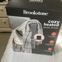 COZY Heated Plush Throw