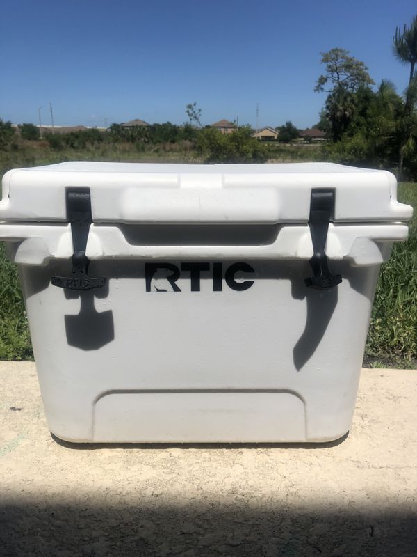 Rtic cooler for Sale in Riverview, FL OfferUp