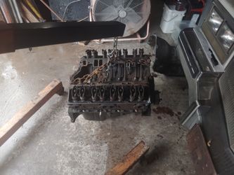 305 Chevy motor.