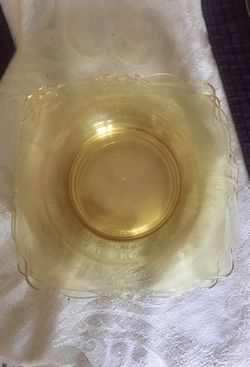 Set of 6 Heisey Sahara empress salad dishes~EUC