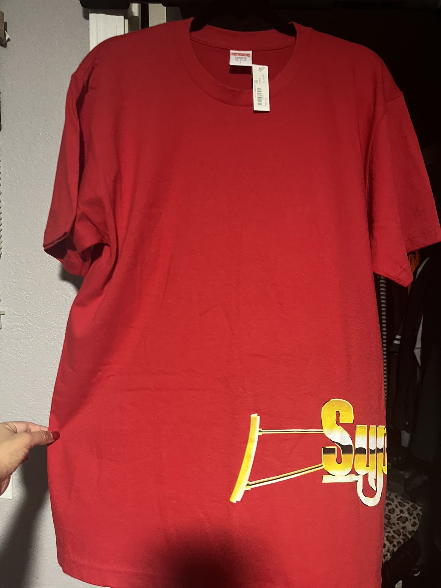Supreme Shirt (Mens)