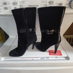 Women's Boots Size 8 