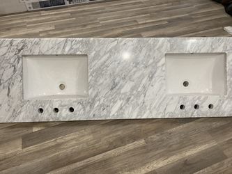 72 Inc Mable Top With 2 Square Sinks