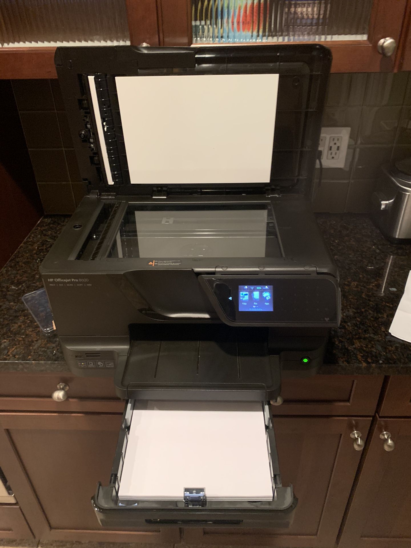 HP office jet pro 8600 in great condition