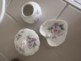 Aynsley Little Sweetheart Ring Dish, Trinket, Vase