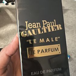 Jean Paul Gayltier Le Male Le Parfum Eau De Parfum Spray 125ml