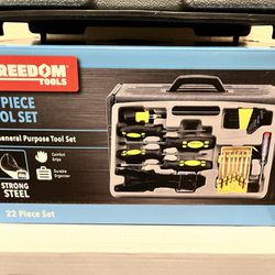 100 - Piece - Freedom Tools - Tool Set - (New) $ 75