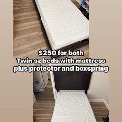 2 Twin Beds 