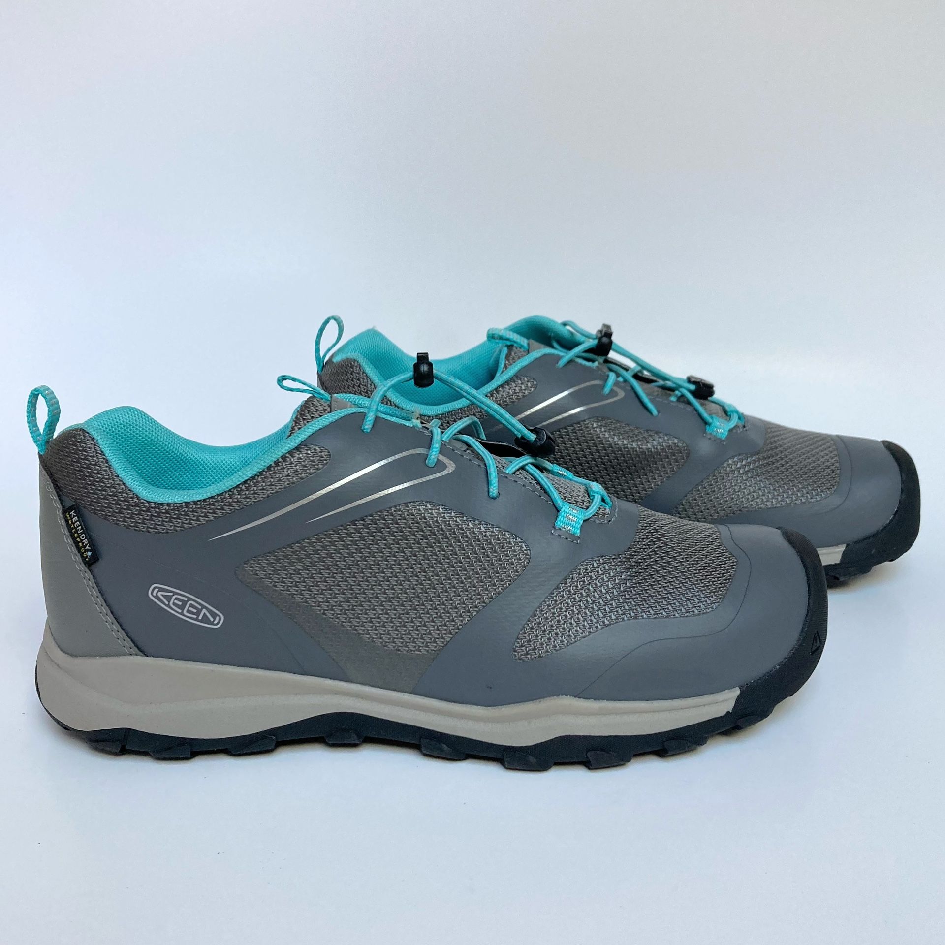 New KEEN Youth Wanduro Low Waterproof Trail/Hiking Shoes - Size (7Y)