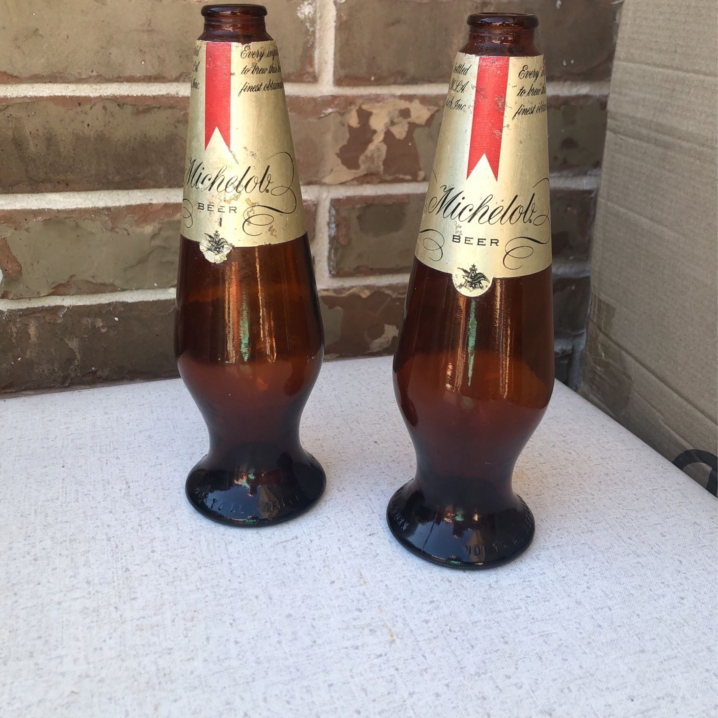 1960' s. - 2 Vintage Michelob Beer Brown Amber Glass Bottles Lava