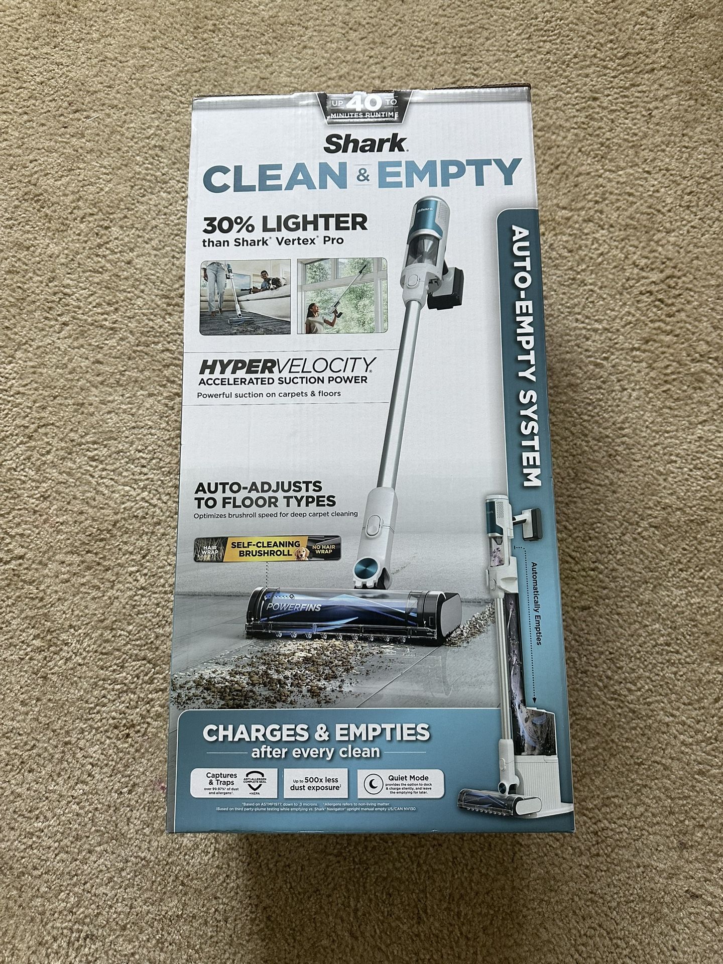 Vacuum SHARK CLEAN And EMPTY