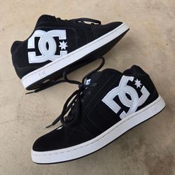 DC Shoes