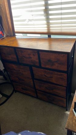 Dresser with 9 Drawers