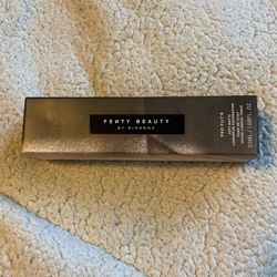 Fenty Foundation Number 320
