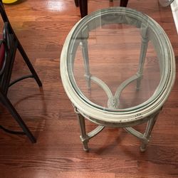 Victorian  Oval Side Table/Coffee Table