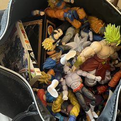 Dragon ball figures and accessories