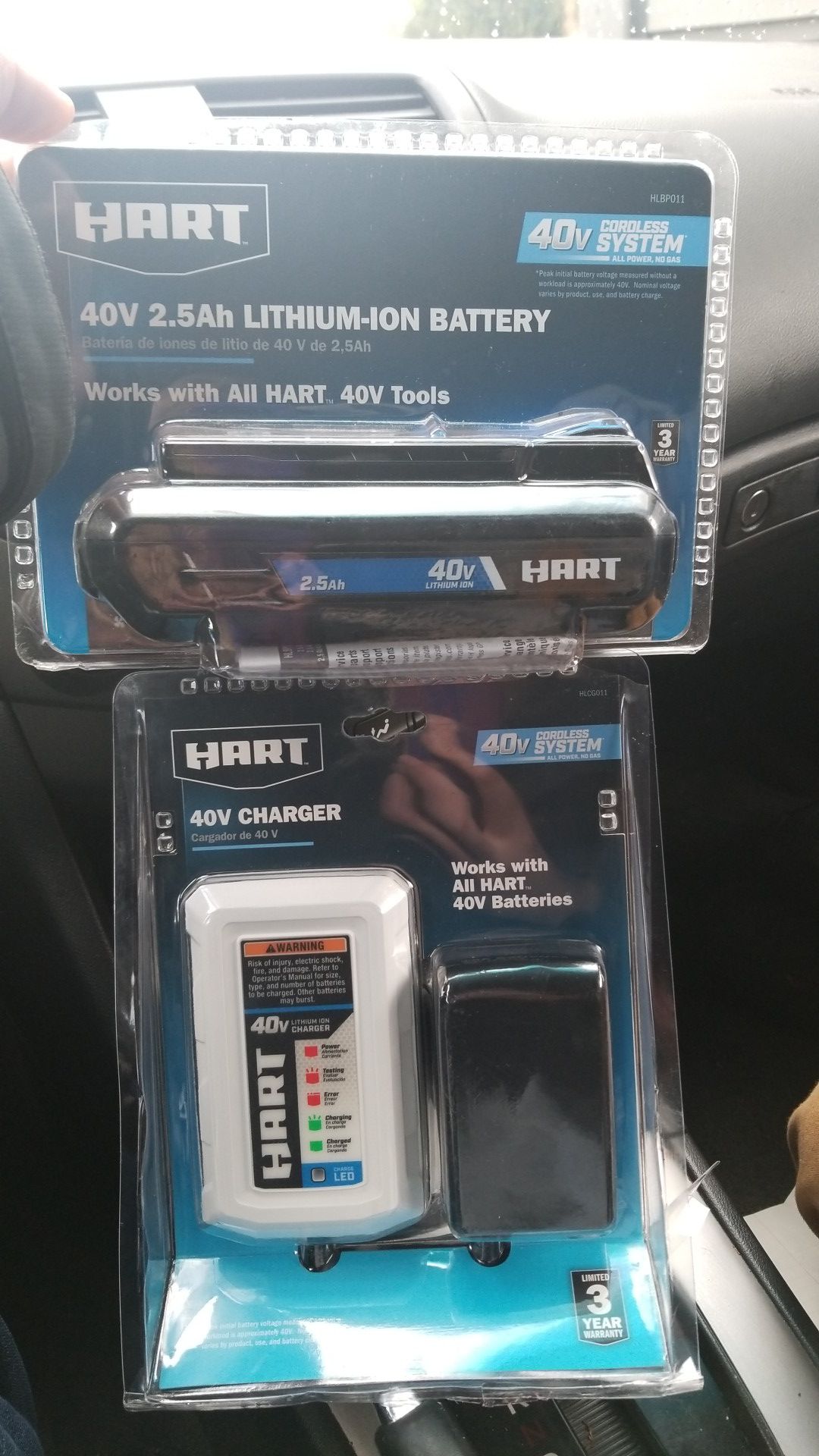 Hart 40v battery and charger