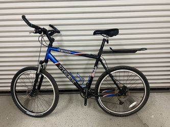 Trek 4900 Mountain Bike