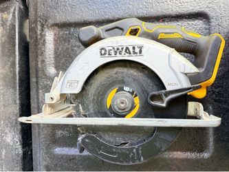 20V MAX Cordless Brushless 6-1/2 in. Sidewinder Style Circular Saw (Tool Only)