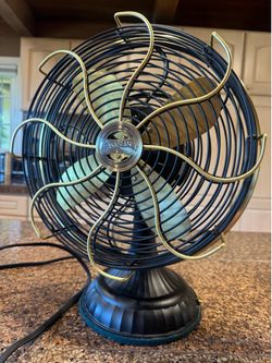 Casablanca fan Company table fan