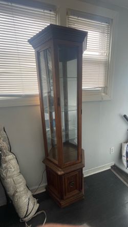 Display cabinet