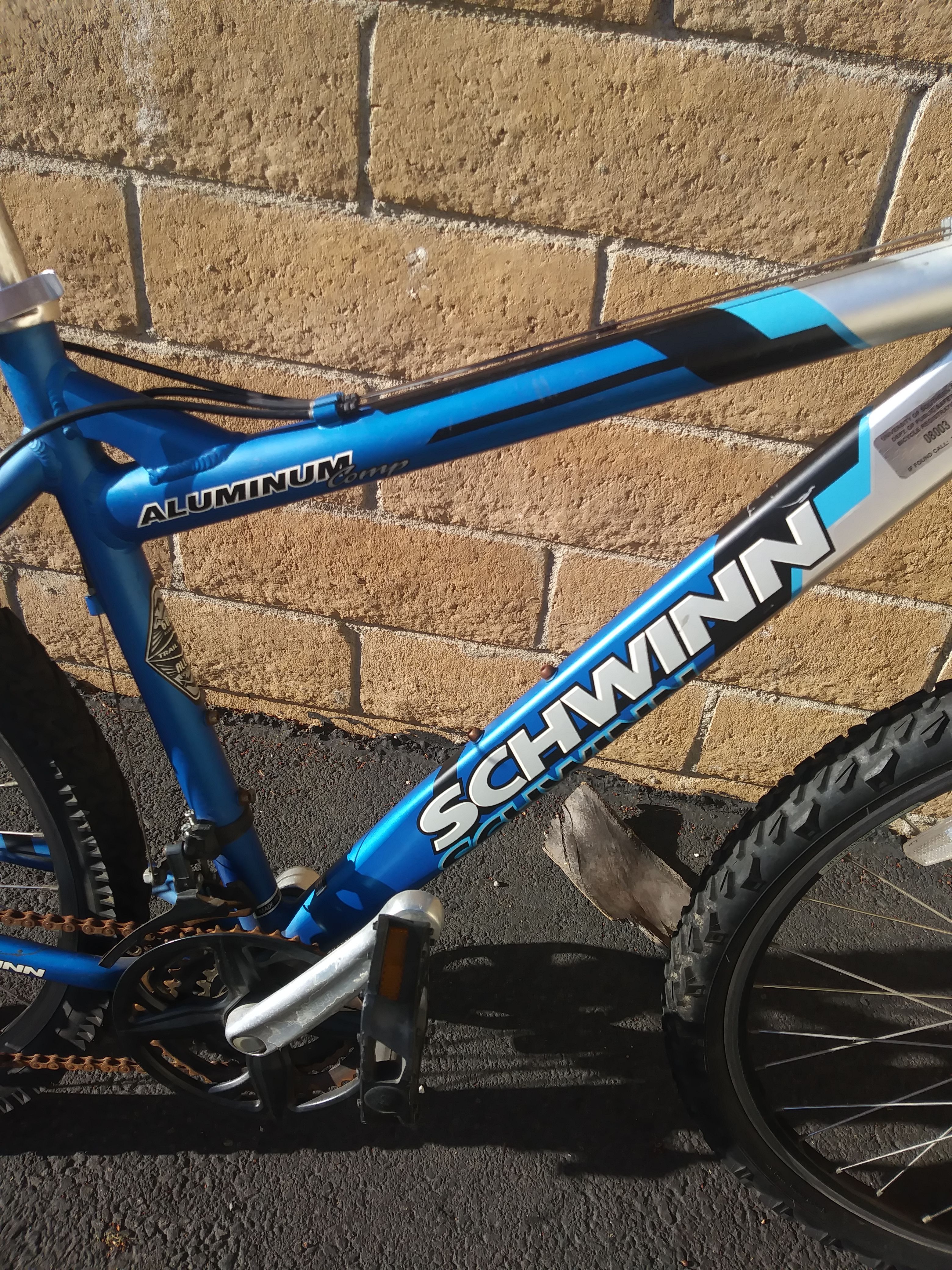 SCHWINN ALUMINUM COMP MENS MTN BIKE for Sale in Pomona CA OfferUp