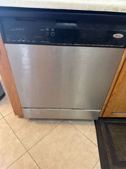 Used whirlpool dishwasher - no issues - all working