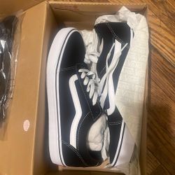 Size 9 vans , Unworn,Black and White