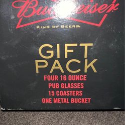 Budweiser gift set $10