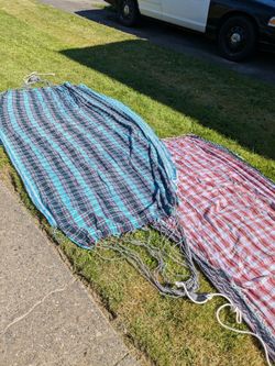2 authentic hands made hammocks from the jungle of Peru/Brazil