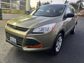 2013 Ford Escape S