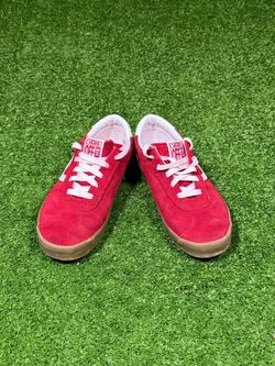 Vans Red Suede Low Top Sneakers Women’s 9 Men’s 7.5